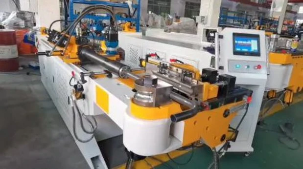 dobladora de tubos cnc